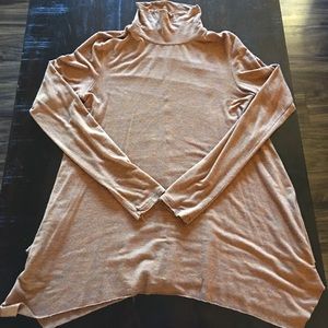Long sleeve turtleneck